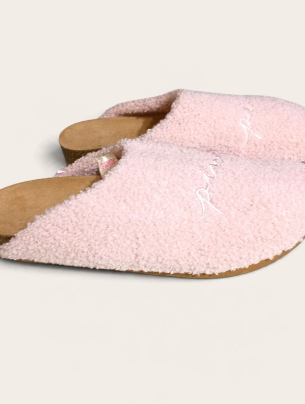 PINK Victoria's Secret Plush Slip-On Clog Slippers in Light Pink - Picture 3 of 8